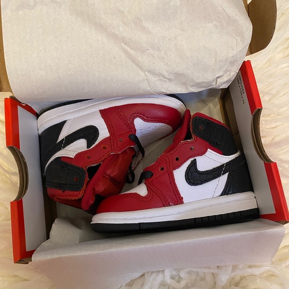 Snake Bold Jordan Retro 11 Jordan 11 Retro Low Golf Masters